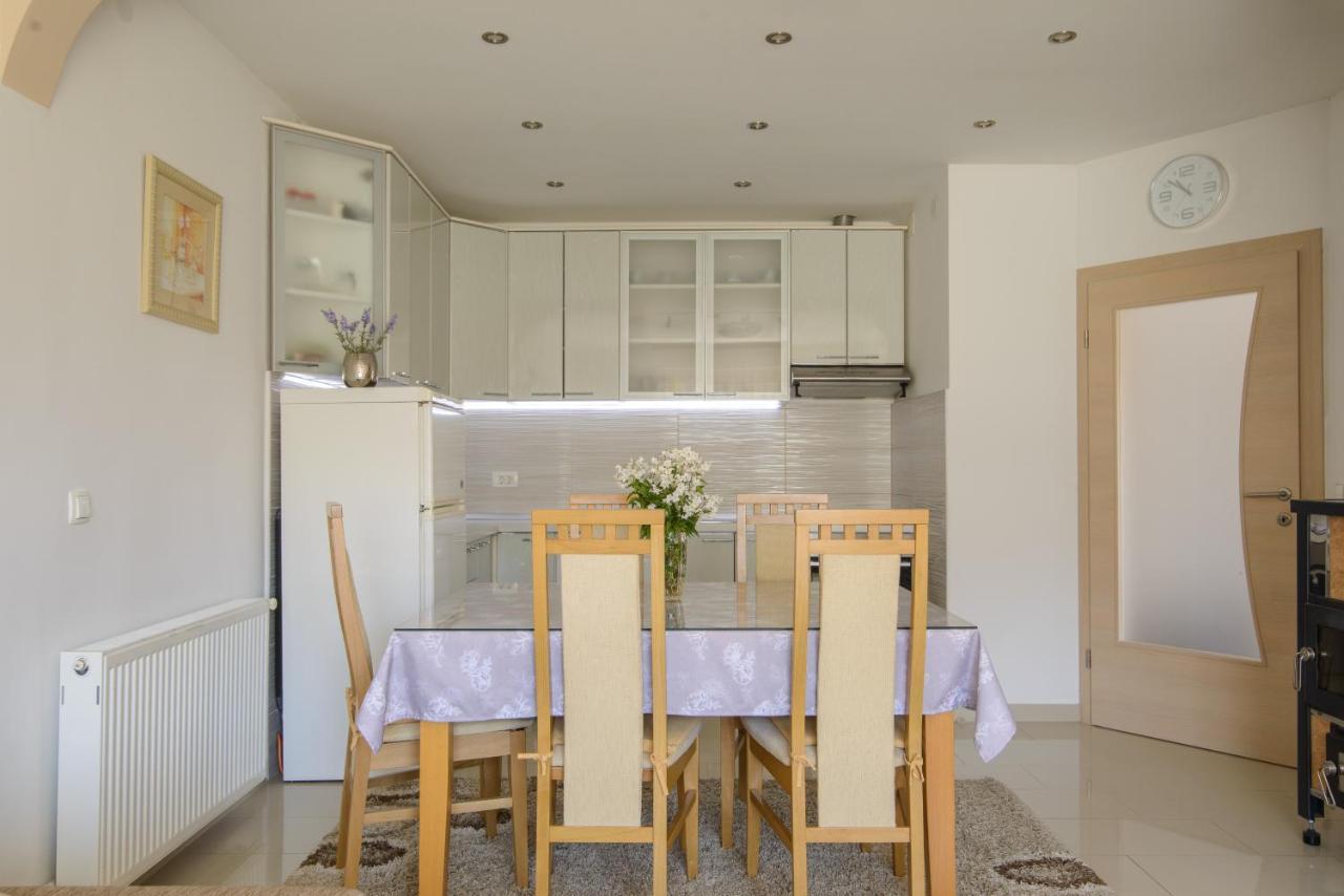 Apartments Tonka Τρογκίρ Εξωτερικό φωτογραφία