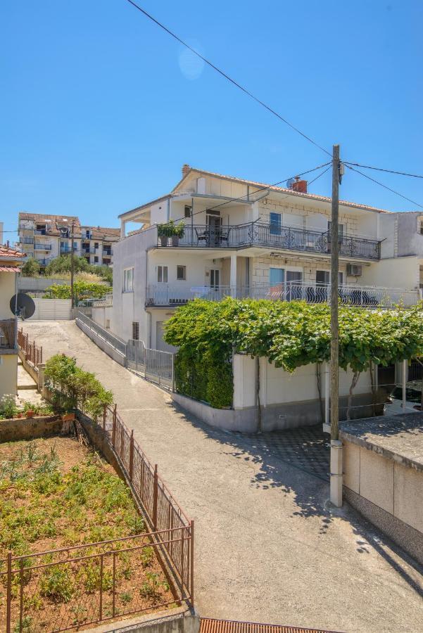 Apartments Tonka Τρογκίρ Εξωτερικό φωτογραφία
