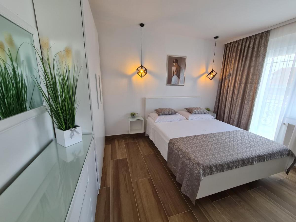 Apartments Tonka Τρογκίρ Εξωτερικό φωτογραφία