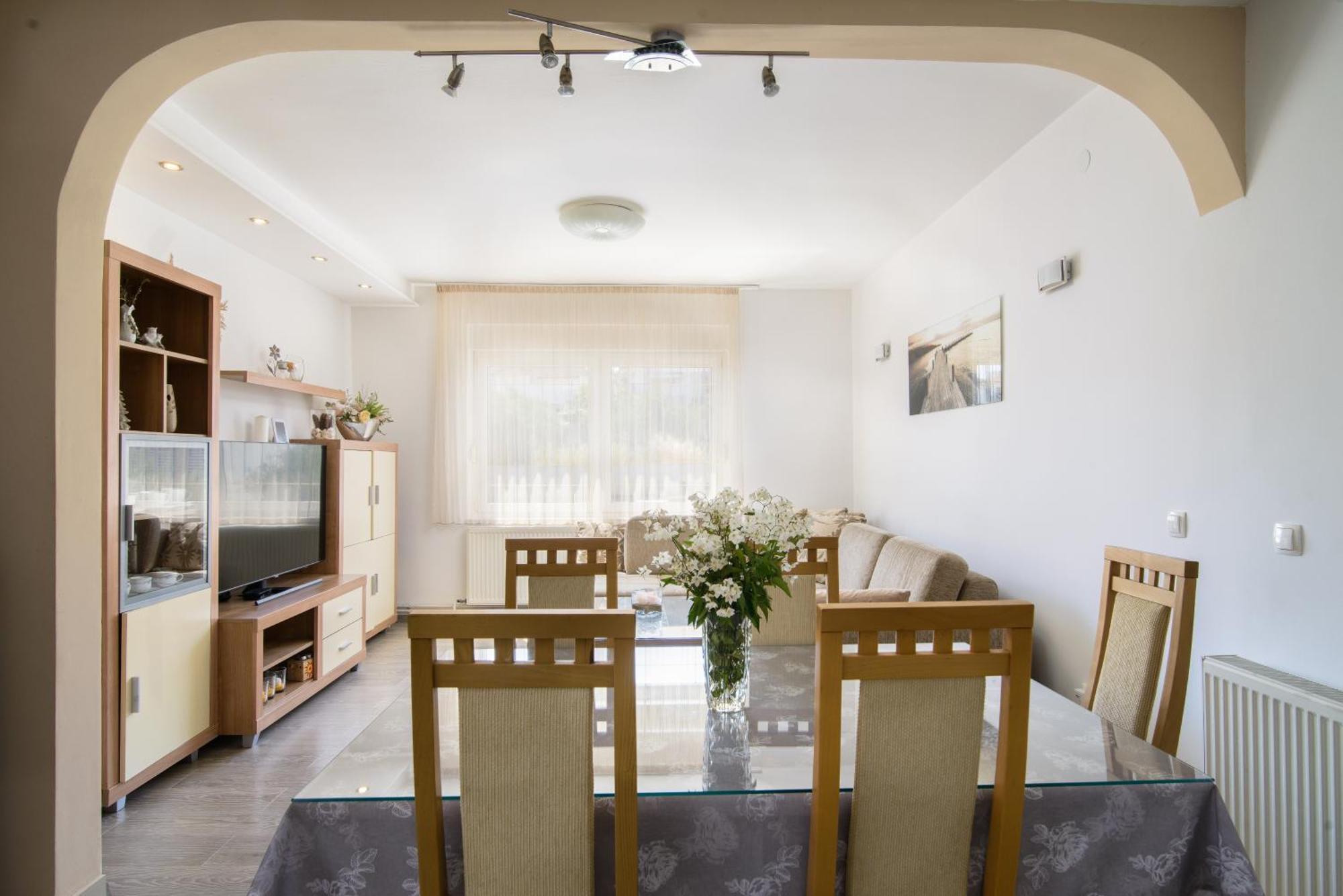 Apartments Tonka Τρογκίρ Εξωτερικό φωτογραφία